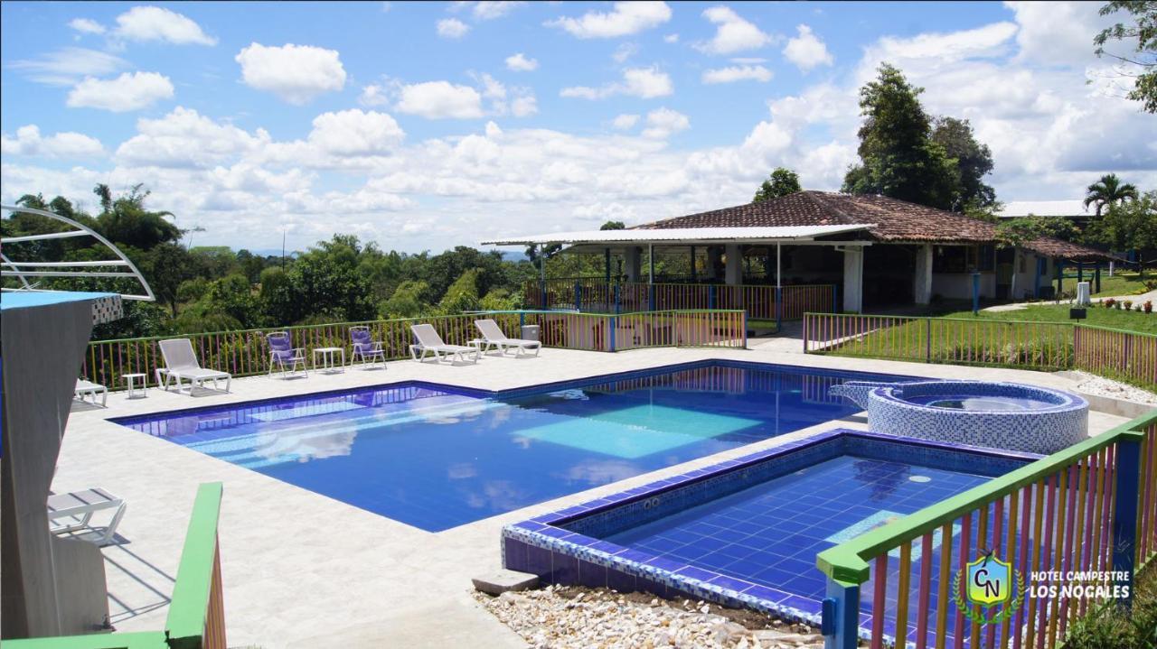 Hotel Campestre Nogales 3*